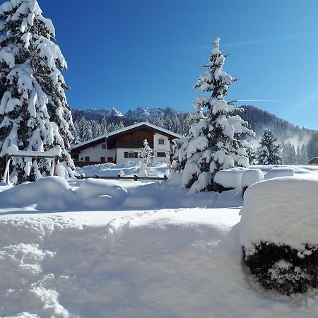 Garni Hotel Iris Selva di Val Gardena Exteriér fotografie