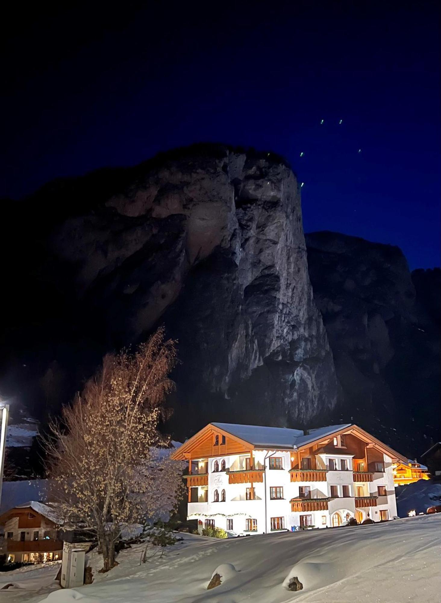 Garni Hotel Iris Selva di Val Gardena Exteriér fotografie