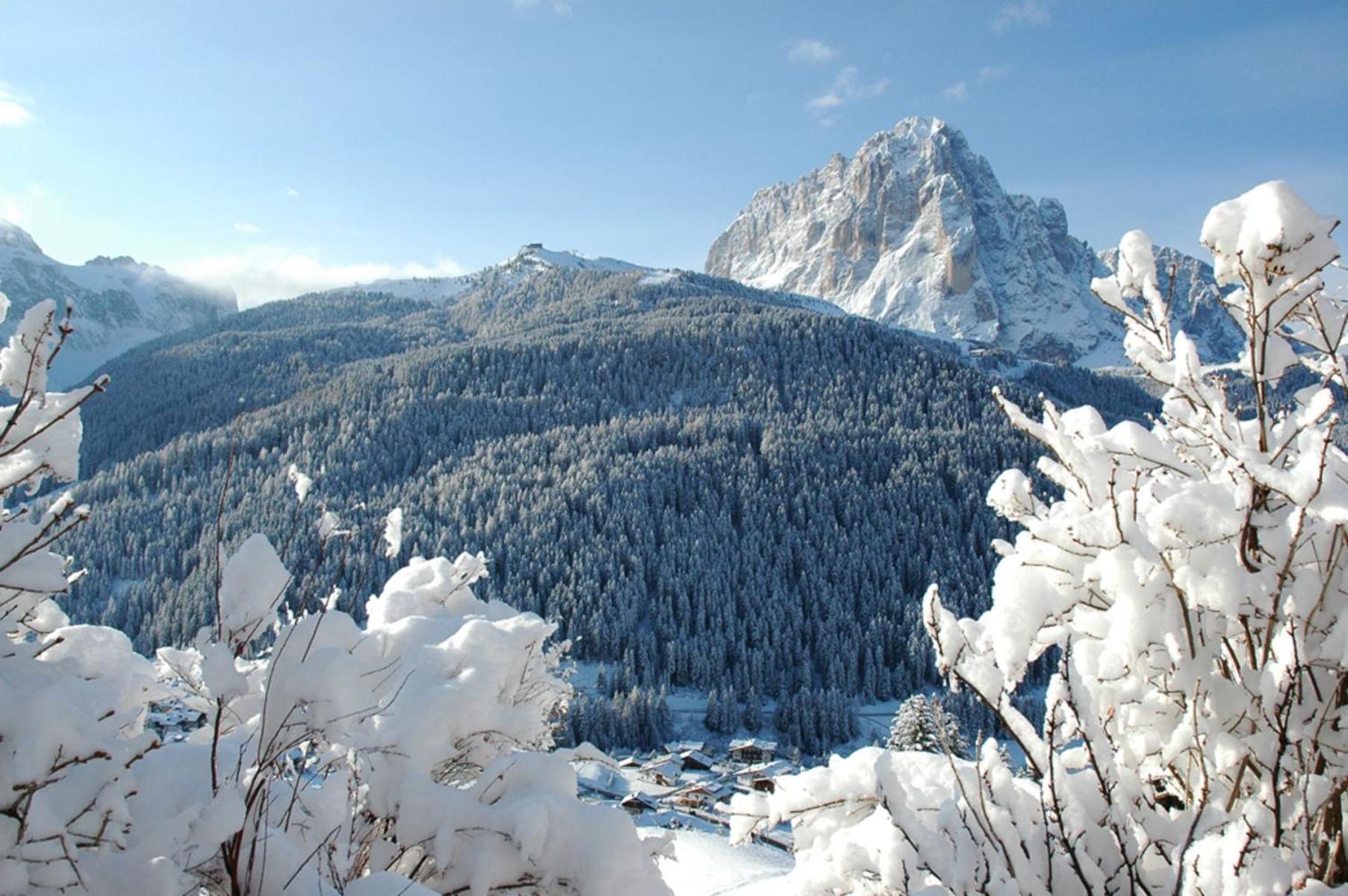 Garni Hotel Iris Selva di Val Gardena Exteriér fotografie