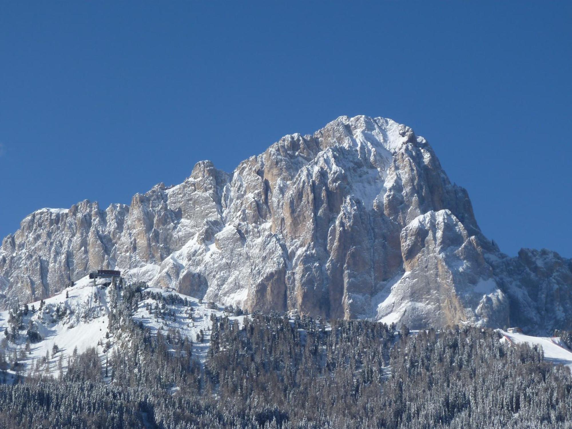 Garni Hotel Iris Selva di Val Gardena Exteriér fotografie