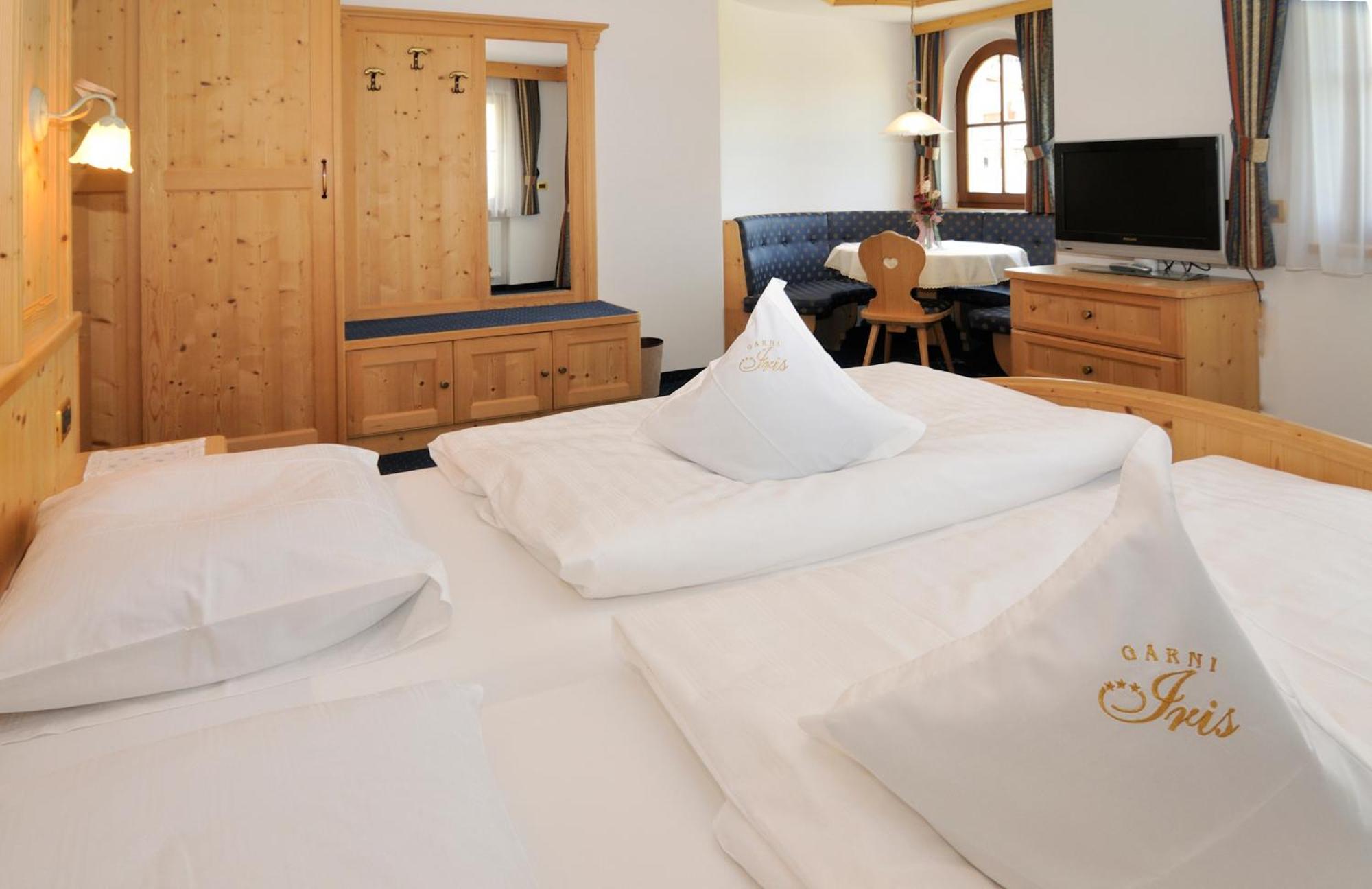 Garni Hotel Iris Selva di Val Gardena Exteriér fotografie